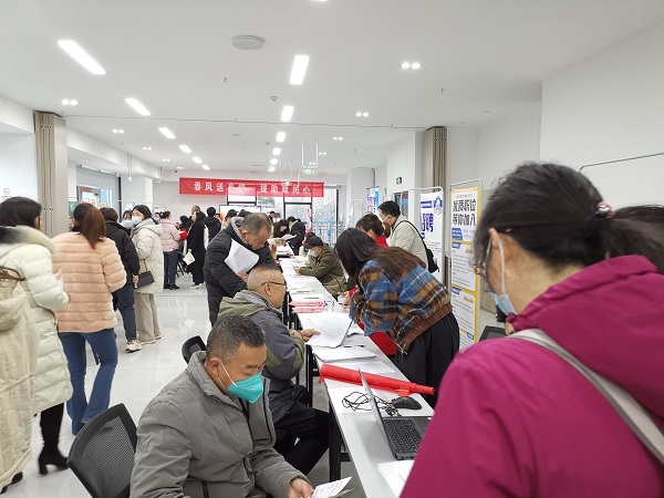 小武再出新招！多措并舉助力農民工返崗就業 第2張