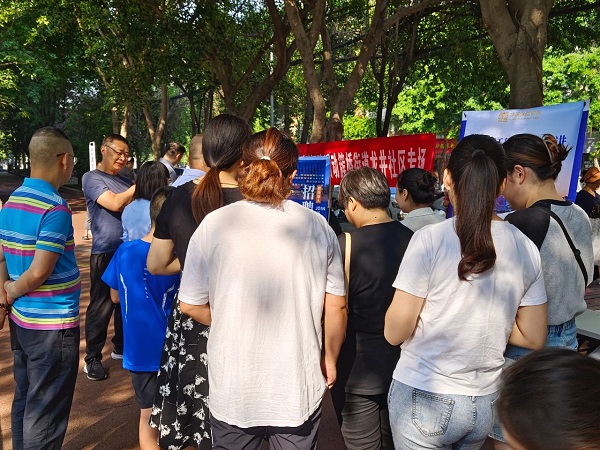 送崗直達(dá)家門口！瑞方人力支持打造就業(yè)服務(wù)小站定期舉辦招聘會 第2張