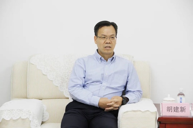 湖南省委統戰部副部長、省工商聯黨組書記胡建新一行蒞臨瑞方人力考察指導 第2張